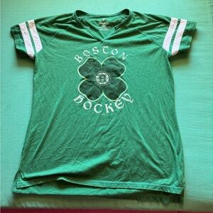 Fantics Boston Bruins St Patrick's top